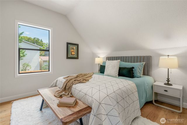 5328 12th Avenue S, Seattle, WA 98108