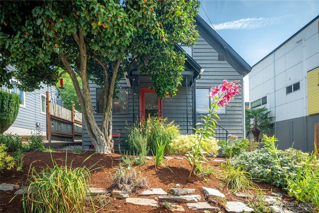5328 12th Avenue S, Seattle, WA 98108