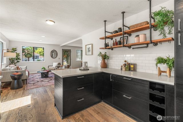 5328 12th Avenue S, Seattle, WA 98108