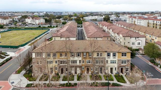 1365 Merry Loop, Milpitas, CA 95035