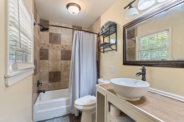 111 Sunset Place, Searcy, AR 72143