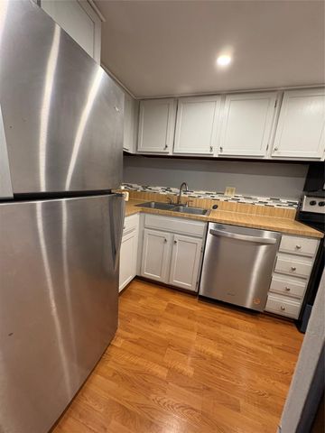 3670 Inverrary Drive 3b, Lauderhill, FL 33319