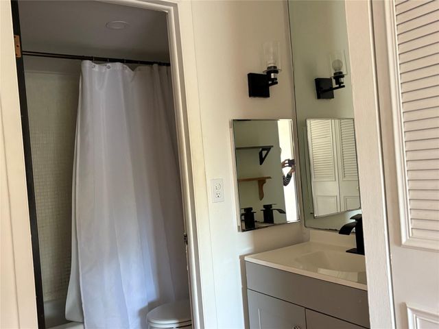3670 Inverrary Drive 3b, Lauderhill, FL 33319