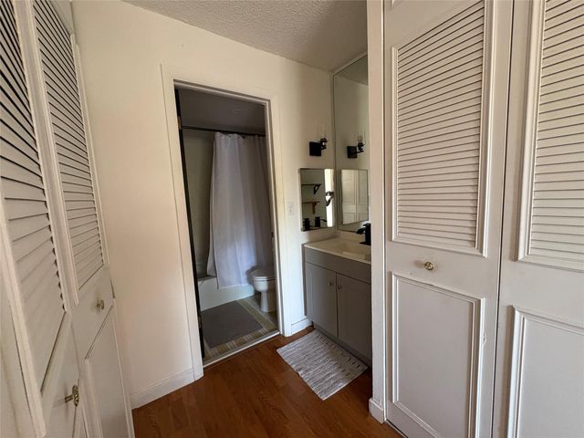 3670 Inverrary Drive 3b, Lauderhill, FL 33319