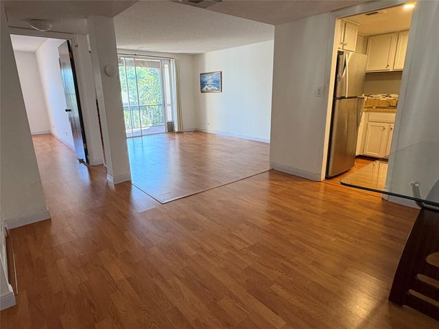 3670 Inverrary Drive 3b, Lauderhill, FL 33319