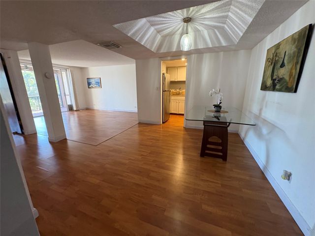 3670 Inverrary Drive 3b, Lauderhill, FL 33319
