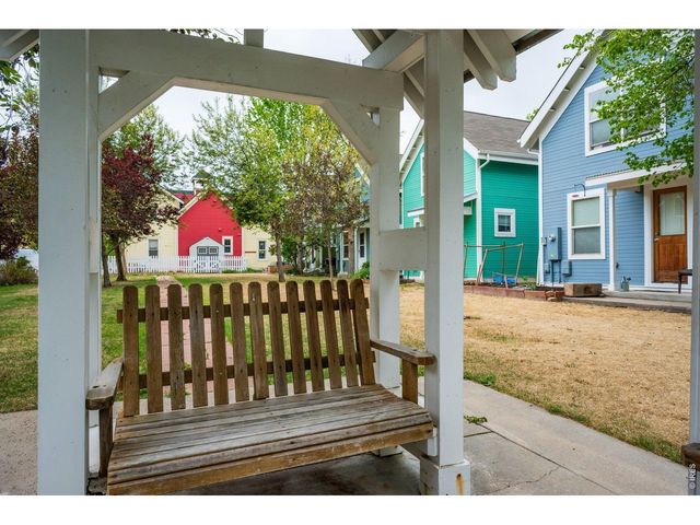 2612 Thornbird Pl, Boulder, CO 80304
