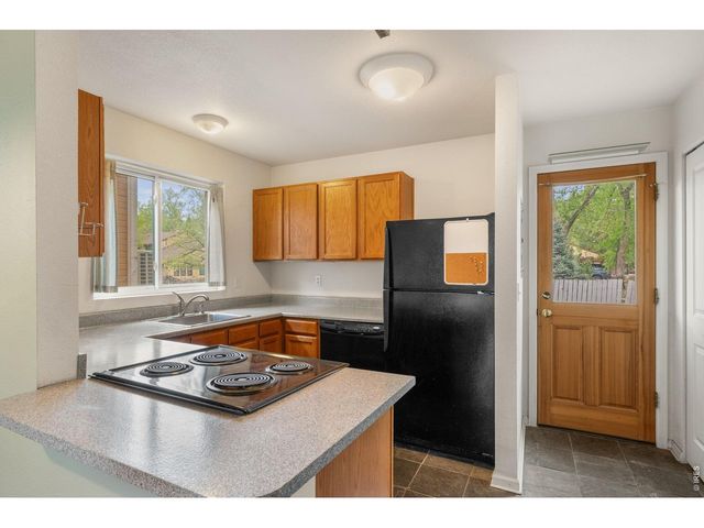 2612 Thornbird Pl, Boulder, CO 80304
