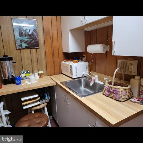 534 8TH ST SE, Washington, DC 20003