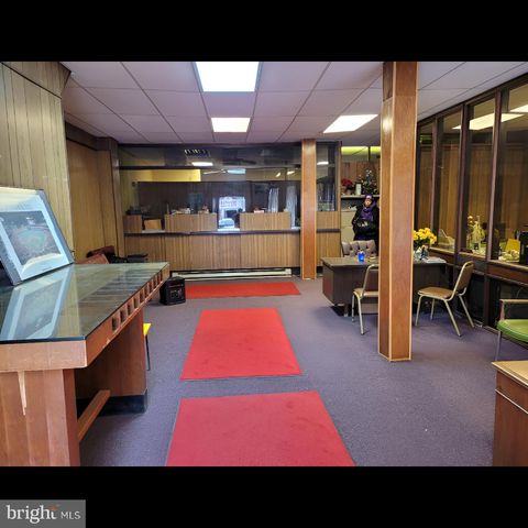 534 8TH ST SE, Washington, DC 20003