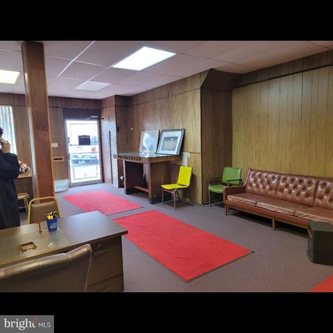 534 8TH ST SE, Washington, DC 20003