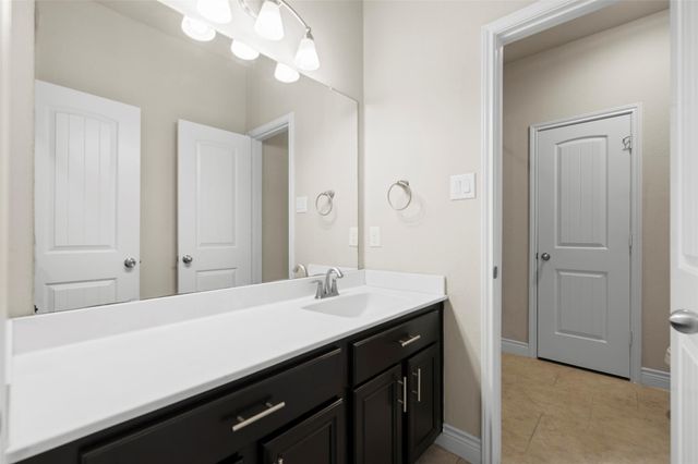 5619 S Denham Ridge Lane, Spring, TX 77389