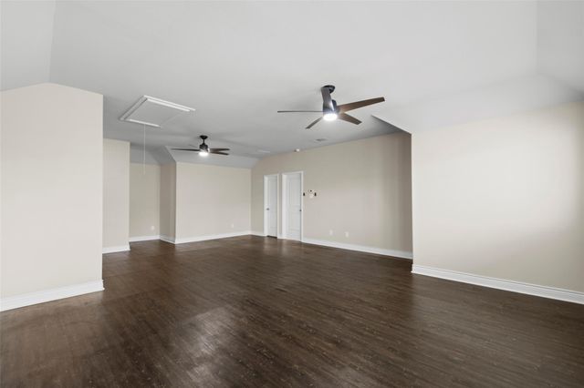 5619 S Denham Ridge Lane, Spring, TX 77389