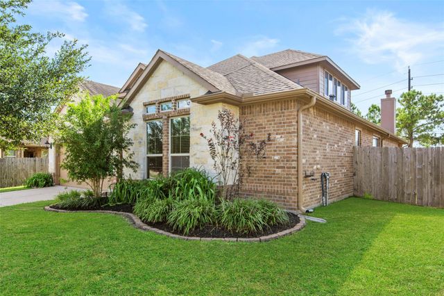 5619 S Denham Ridge Lane, Spring, TX 77389
