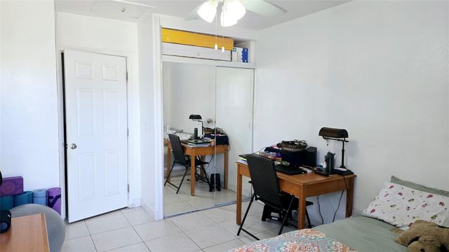 2213 LINCOLN Street 2, Hollywood, FL 33020