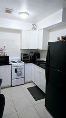 2213 LINCOLN Street 2, Hollywood, FL 33020