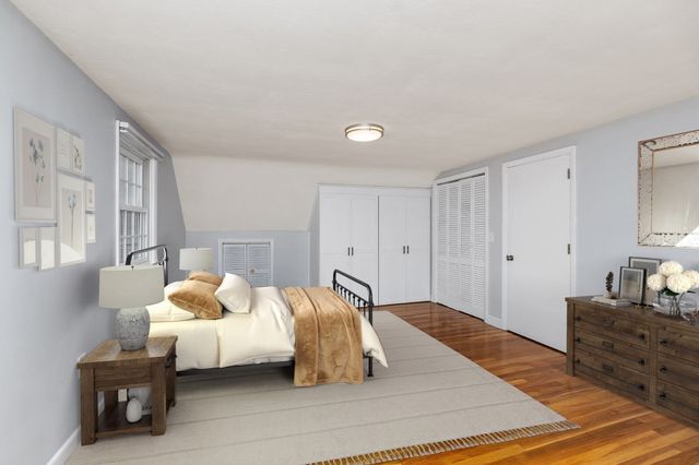 105 Beach St, Foxboro, MA 02035