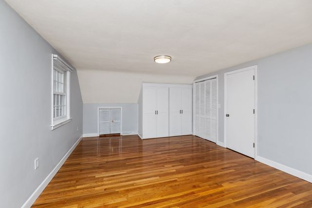 105 Beach St, Foxboro, MA 02035