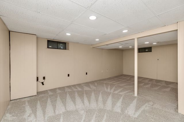 105 Beach St, Foxboro, MA 02035