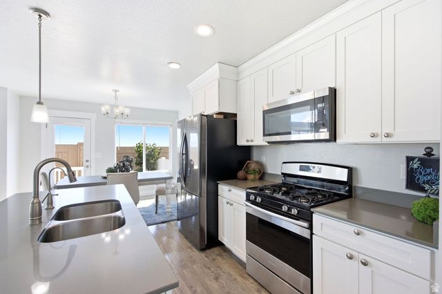 13063 S CANNON VIEW DR, Riverton, UT 84096