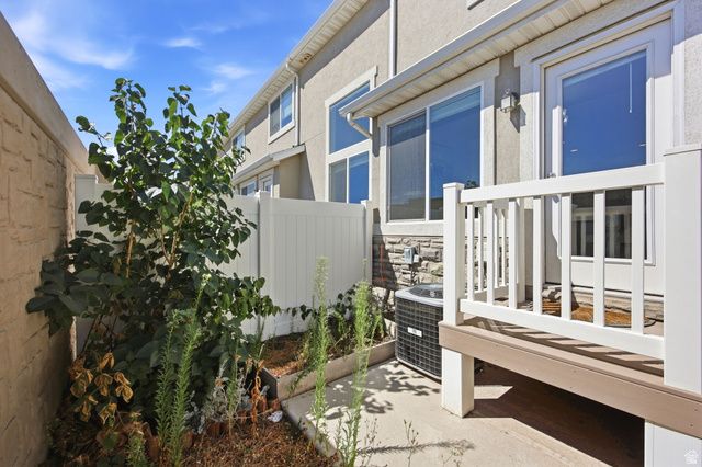 13063 S CANNON VIEW DR, Riverton, UT 84096