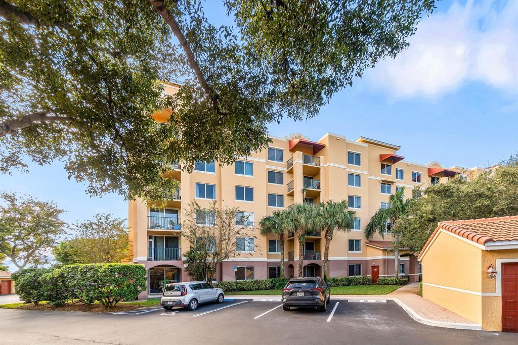 1000 Scotia Drive 105, Hypoluxo, FL 33462