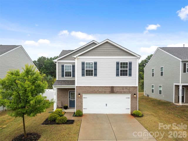 225 Final Stretch Lane, Clover, SC 29710