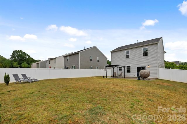 225 Final Stretch Lane, Clover, SC 29710