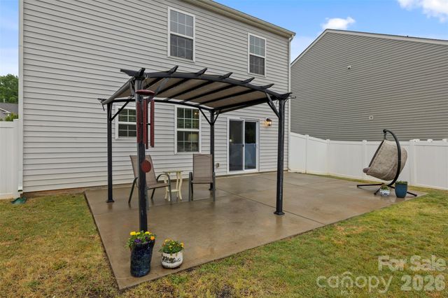 225 Final Stretch Lane, Clover, SC 29710