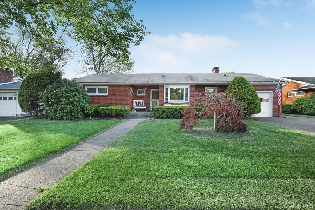 36 Finger Street, Saugerties, NY 12477