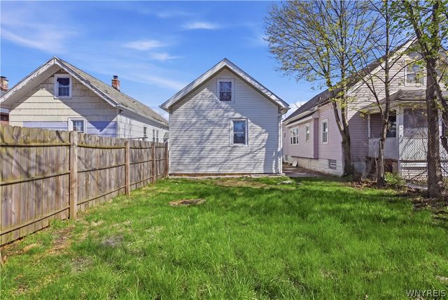 27 Connelly Avenue, Buffalo, NY 14215
