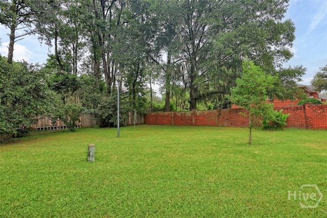 59 Colony Park Drive, Savannah, GA 31406