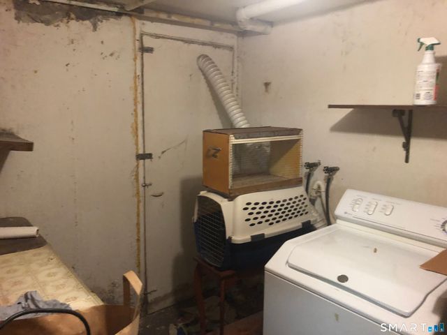 894 Burnside Avenue APT 11, East Hartford, CT 06108