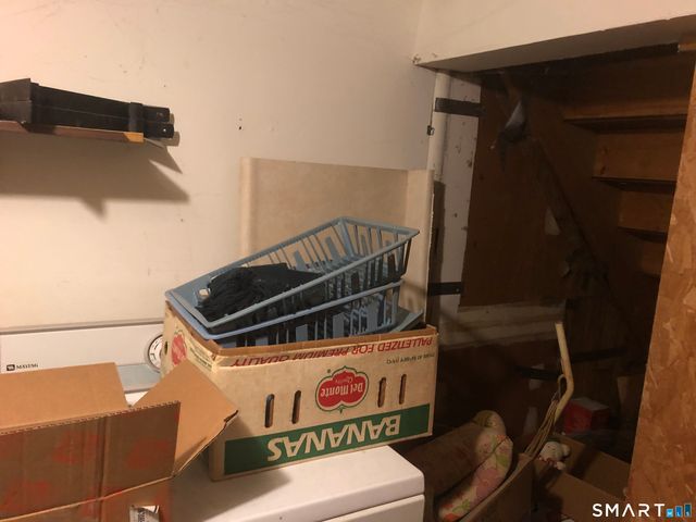 894 Burnside Avenue APT 11, East Hartford, CT 06108