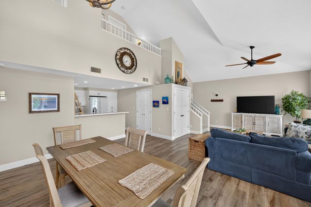 909 Mainsail Circle, Jupiter, FL 33477