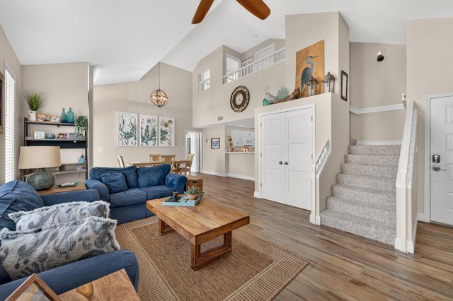909 Mainsail Circle, Jupiter, FL 33477