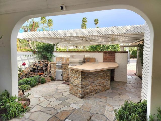 48825 Ave Anselmo, La Quinta, CA 92253