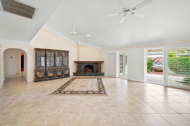 48825 Ave Anselmo, La Quinta, CA 92253