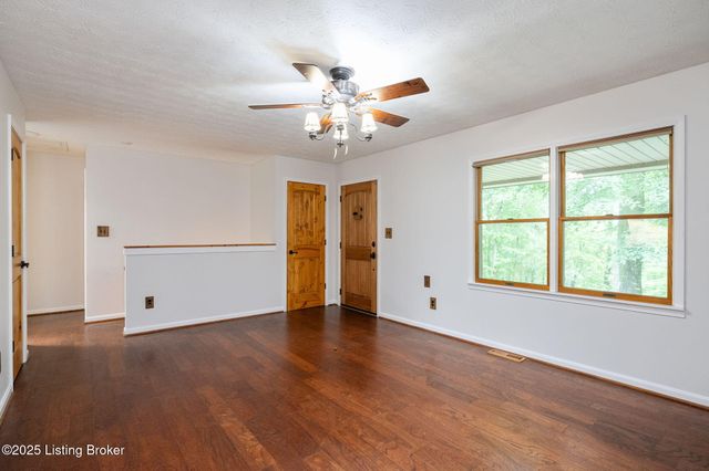 3067 State Hwy 737, Leitchfield, KY 42754