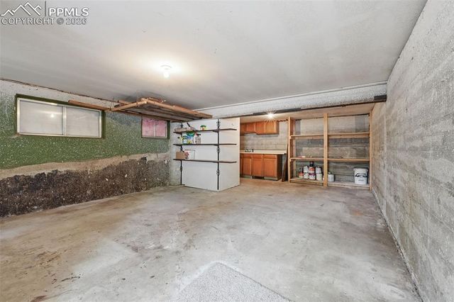 10 Haney Road, Colorado Springs, CO 80906