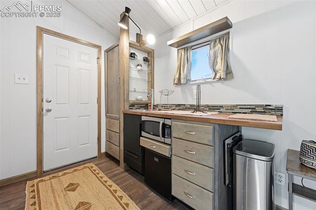 10 Haney Road, Colorado Springs, CO 80906