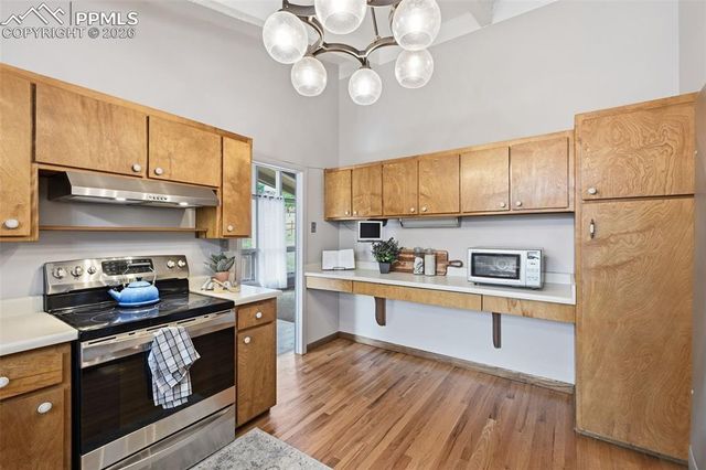 10 Haney Road, Colorado Springs, CO 80906