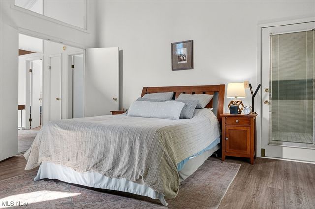 1939 Pine Drive, Kent, OH 44240