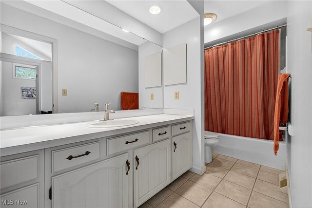 1939 Pine Drive, Kent, OH 44240