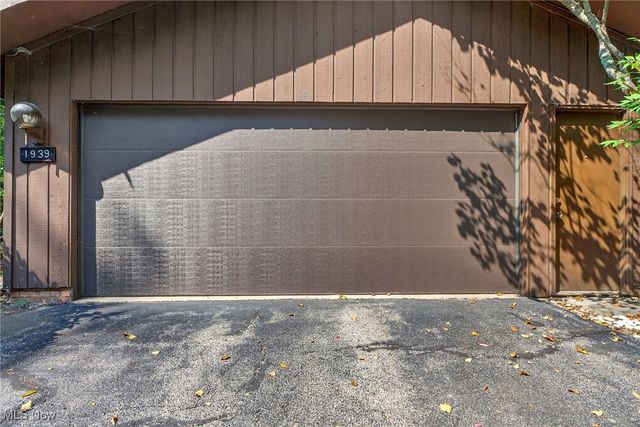 1939 Pine Drive, Kent, OH 44240