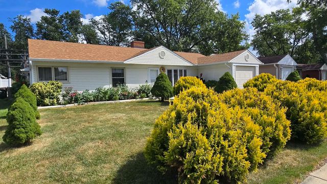 250 Marquette Street, Park Forest, IL 60466