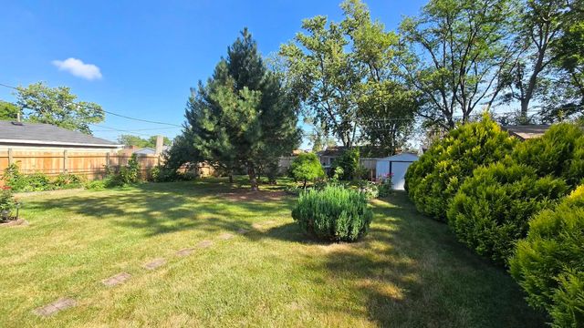 250 Marquette Street, Park Forest, IL 60466