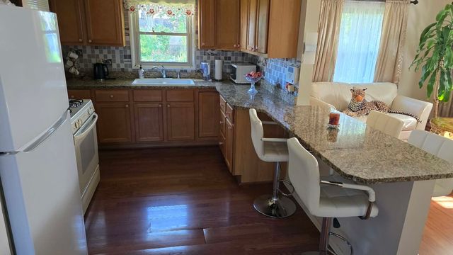 250 Marquette Street, Park Forest, IL 60466