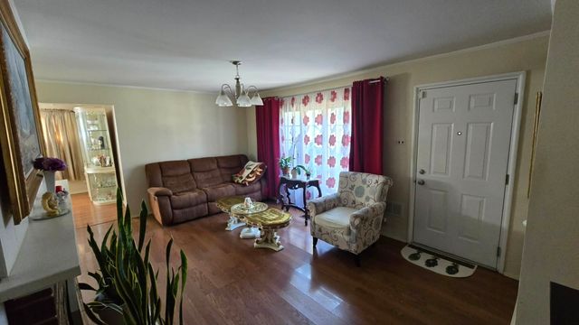 250 Marquette Street, Park Forest, IL 60466