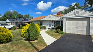 250 Marquette Street, Park Forest, IL 60466